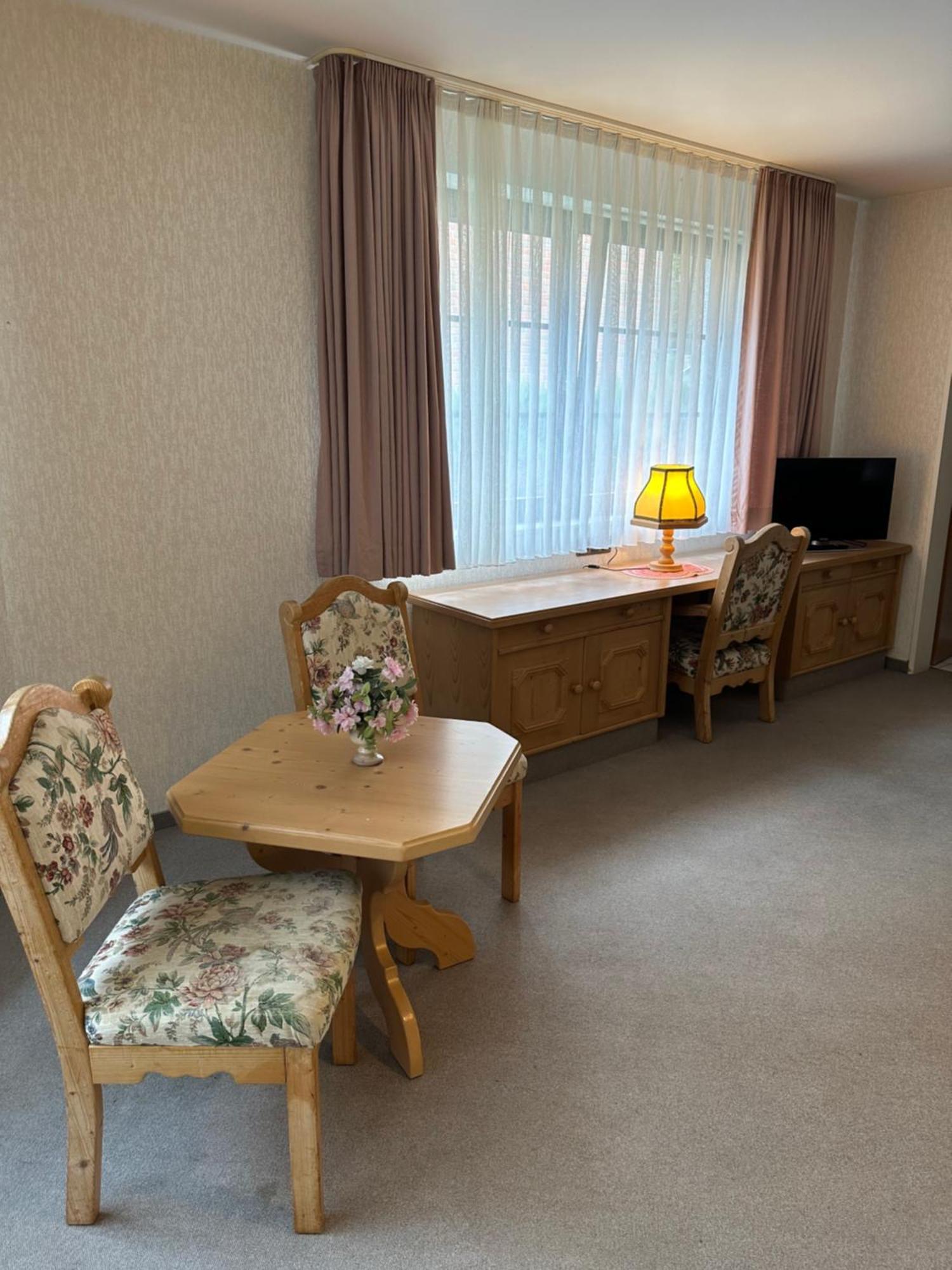 Apartament In & Out Boardinghaus Stolberg  Zewnętrze zdjęcie