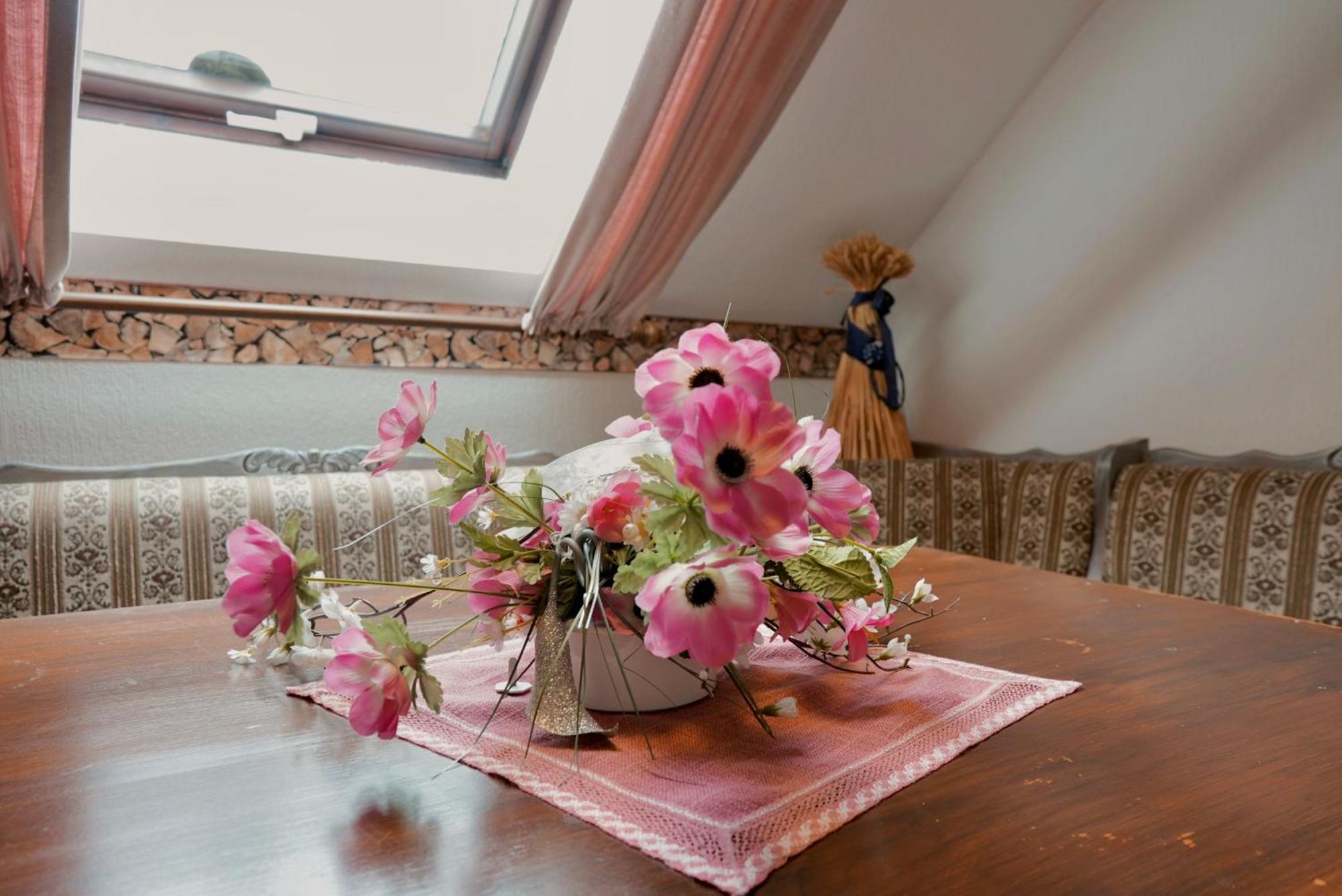 Apartament In & Out Boardinghaus Stolberg  Zewnętrze zdjęcie