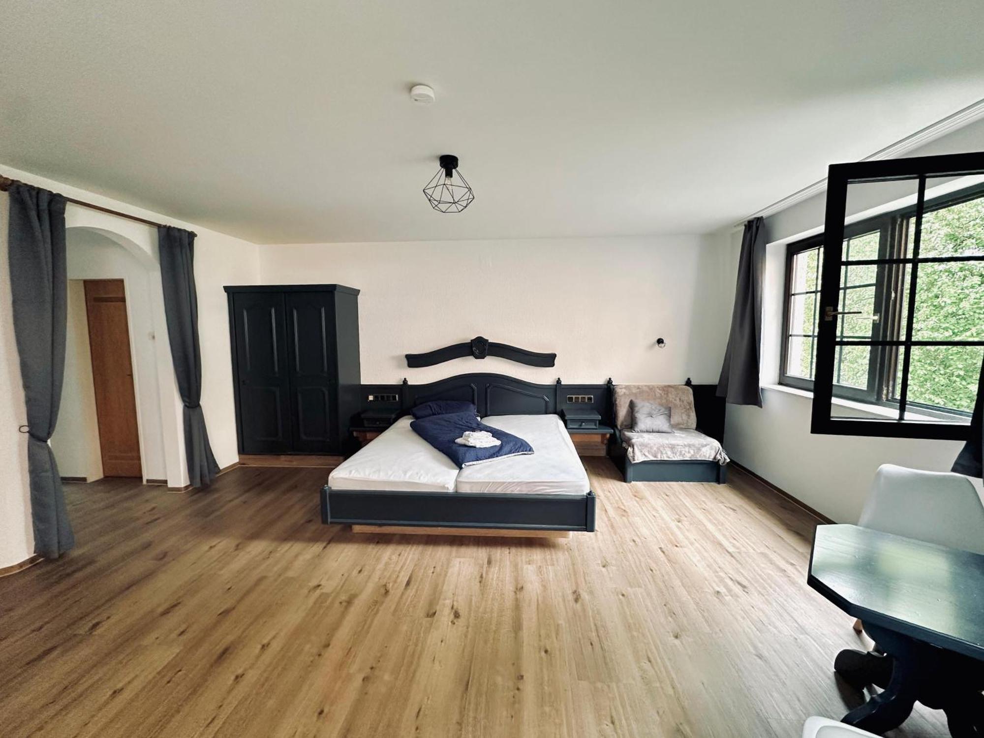 Apartament In & Out Boardinghaus Stolberg  Zewnętrze zdjęcie
